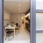Champagne Loft Apartman *