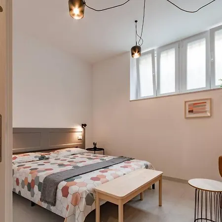 Champagne Loft Apartment