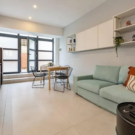 דירה Champagne Loft *