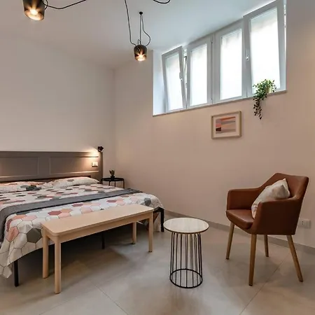 Champagne Loft * Milán